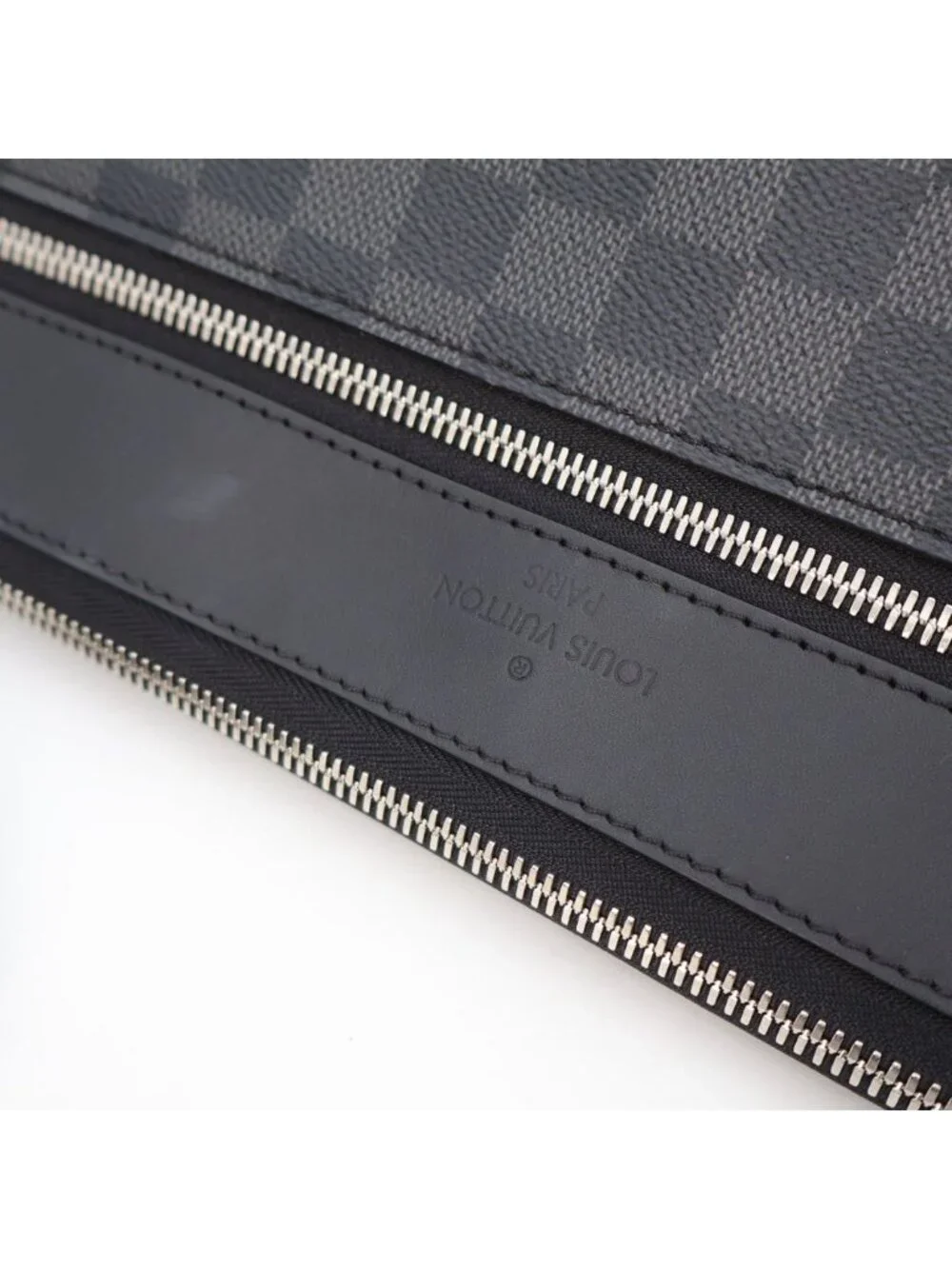 Louis Vuitton Damier Graphite Mick MM NM Shoulder Bag